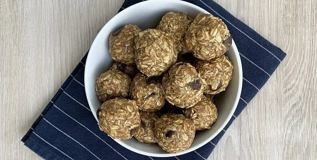 Almond Butter Energy Bites